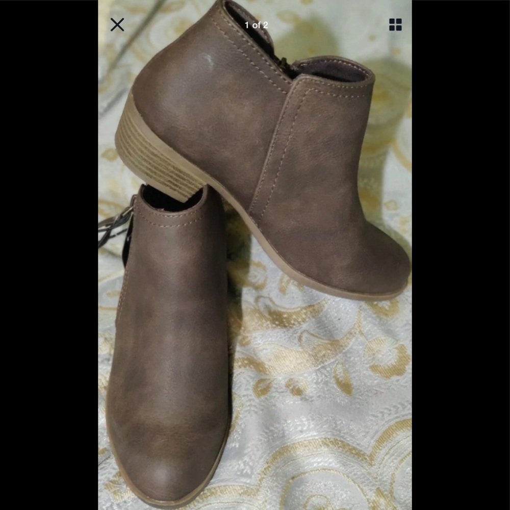 Ankle boots